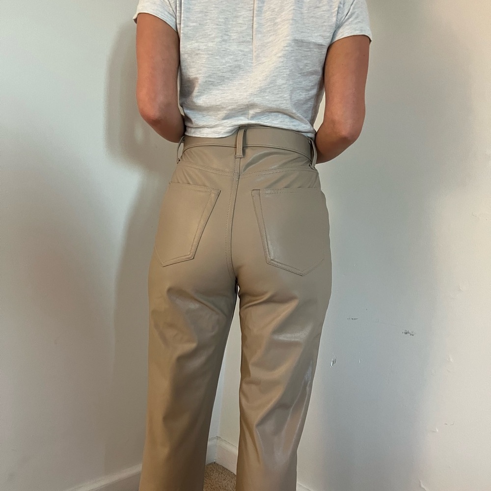 A&F Leather Pants 90s Straight Ultra High Rise Size 6 Short Length.